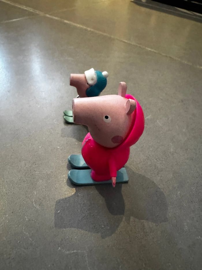 Lot de 2 personnages - Hasbro - Peppa Pig - Maman Pig & George - Rose, bleu turquoise - photo numéro 3