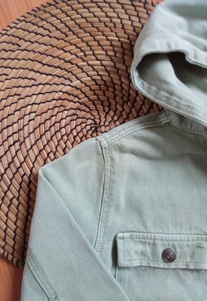 Veste kaki jean avec capuche Zara taille 12/18 mois - photo numéro 5