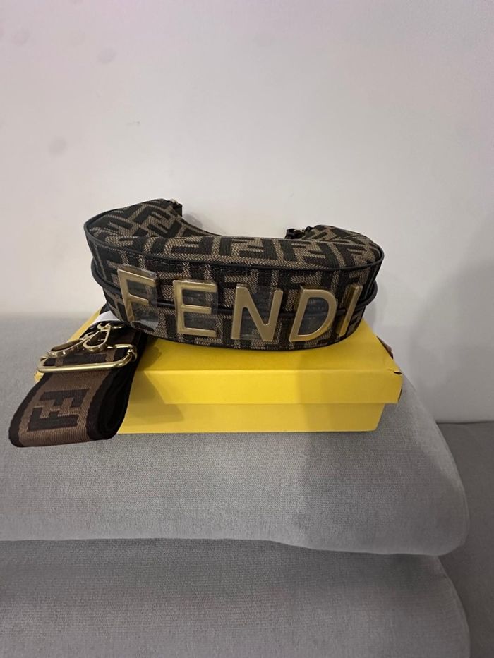Sac à main FENDI - photo numéro 2