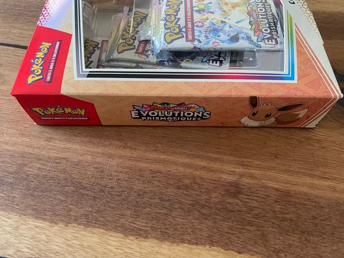 Coffret Pochette Évolutions Prismatiques EV8.5 Collection Spéciale Pochette à Accessoires FR Neuf - photo numéro 3