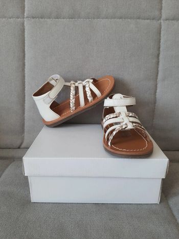 Sandales nu-pieds en cuir Du Pareil Au Même pointure 25 neuf avec étiquettes