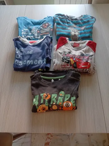 Pyjamas 2 pièces