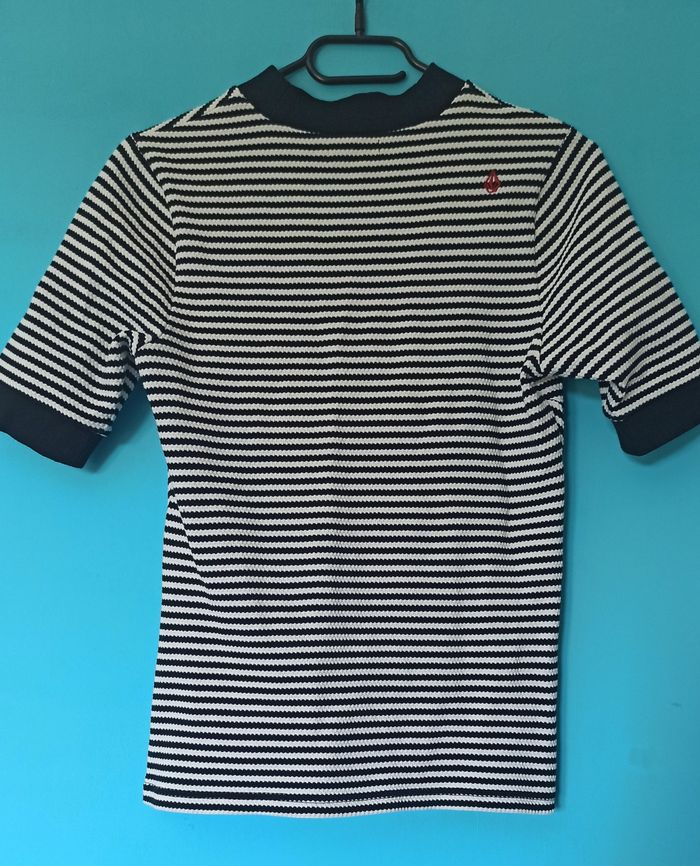🦅 Tee-shirt à rayures Volcom taille 38  🦅 - photo numéro 4