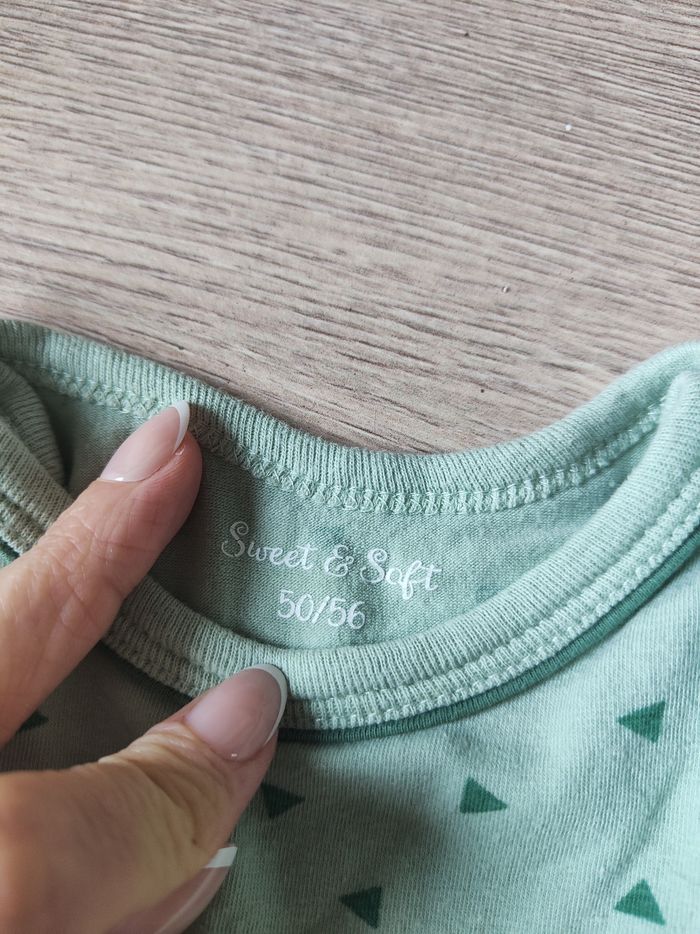 Débardeur taille 3 mois. - photo numéro 3