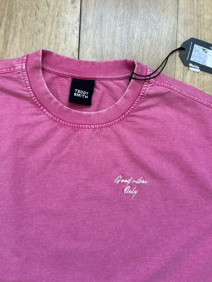 T-shirt over size Teddy Smith rose only good vibes M - photo numéro 2
