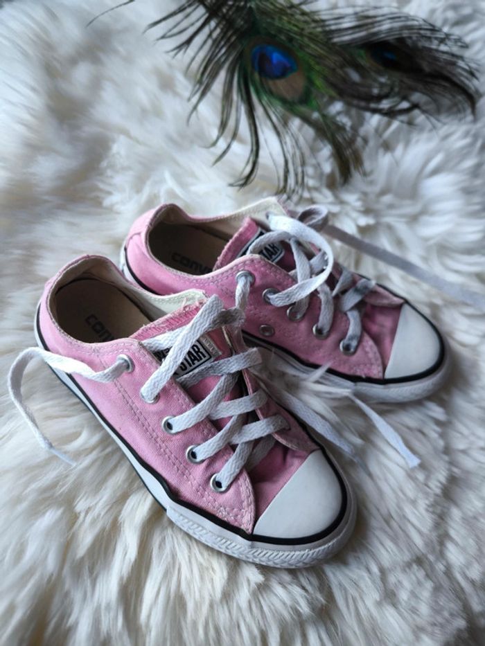 🩷 Jolie paire de Converse roses basses pointure 29 🩷 - photo numéro 3