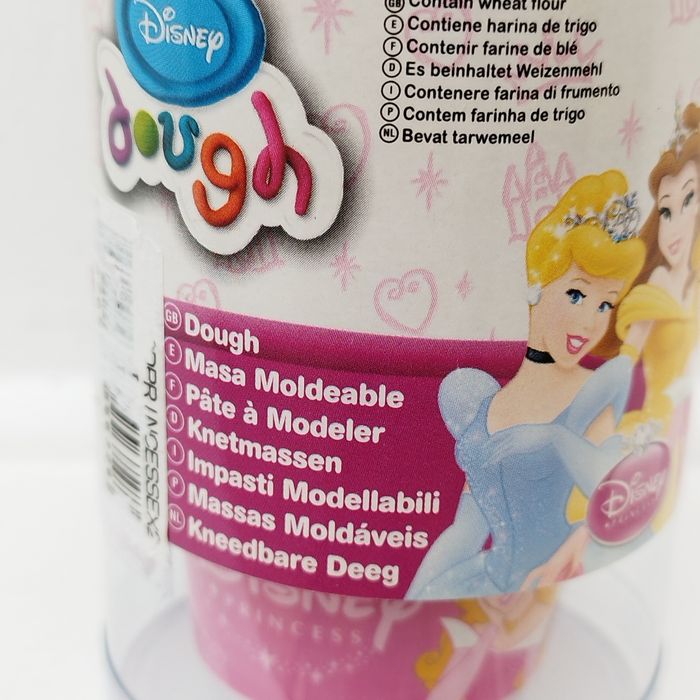 Pâte à modeler avec gaufreuse Cendrillon - photo numéro 4