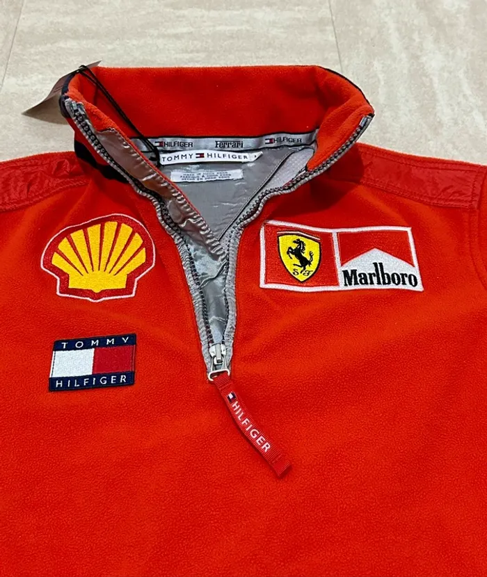 Pull Tommy x Ferrari - photo numéro 12