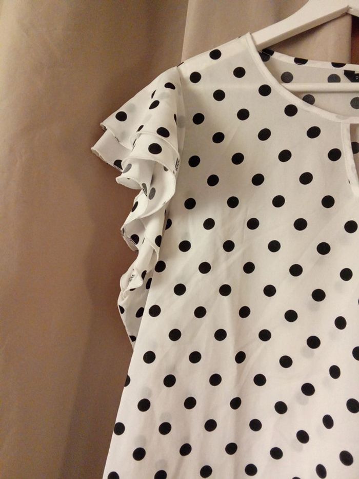 Blouse légère blanche à pois noir Shein 44 - photo numéro 2