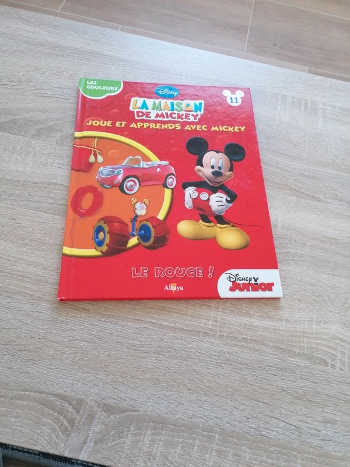 Livre la maison de mickey
