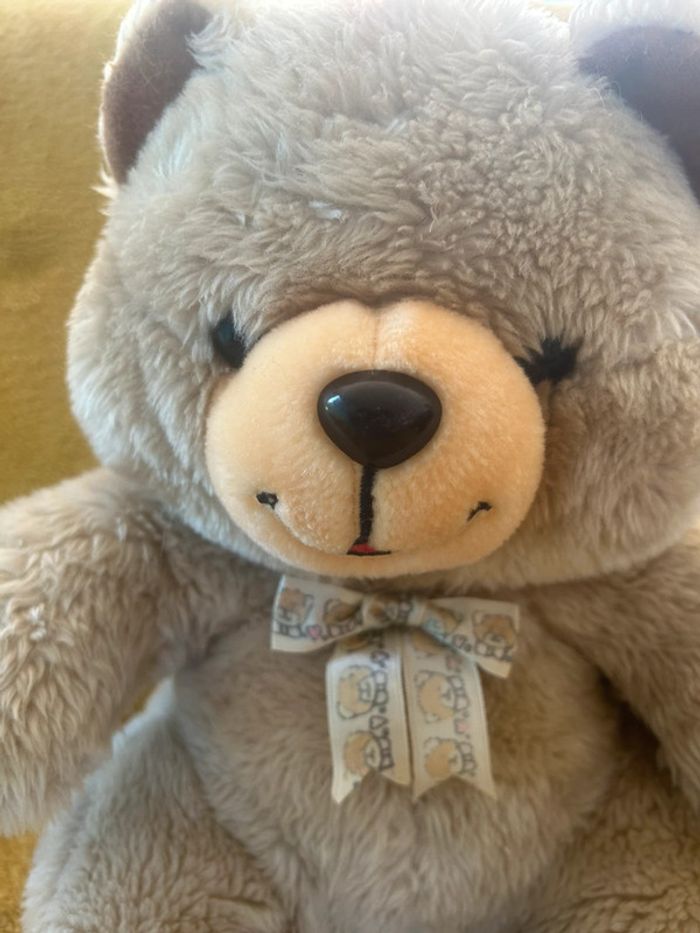 Ours en peluche - photo numéro 2