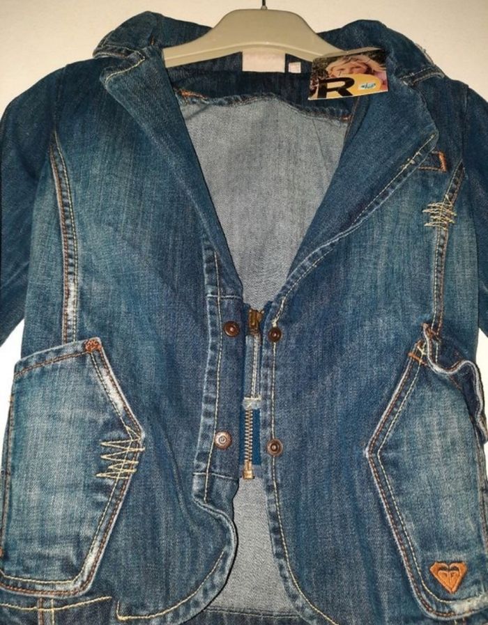Veste jeans roxy taille 8 ans neuve - photo numéro 2