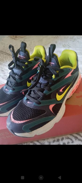 Basket femme Nike air zoom très bonne état taille 38