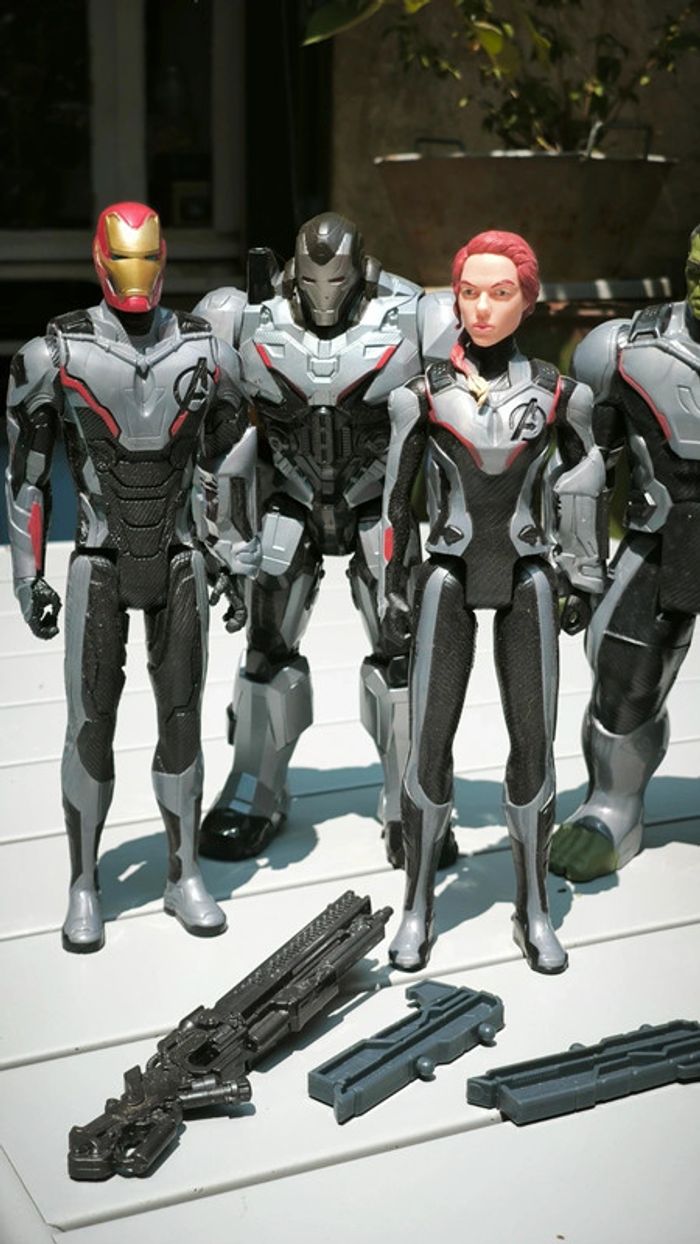 Ensemble complet de 8 figurines Hasbro Avengers Endgame Marvel Titan Hero Series - photo numéro 2