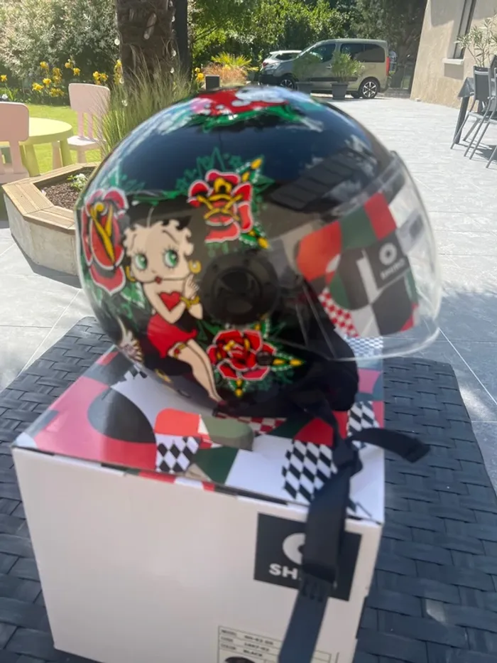 Casque moto - photo numéro 4