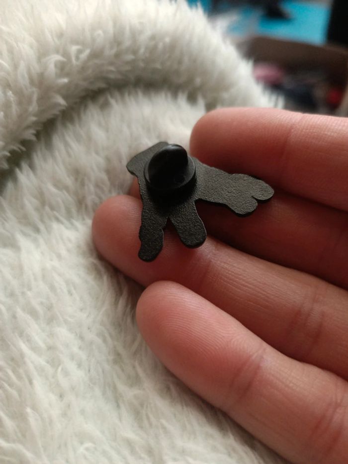 Pins " La chose " La famille Addams - photo numéro 3