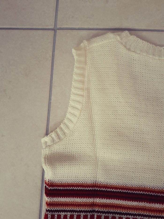 Pull sans manche - 8 ans - photo numéro 7