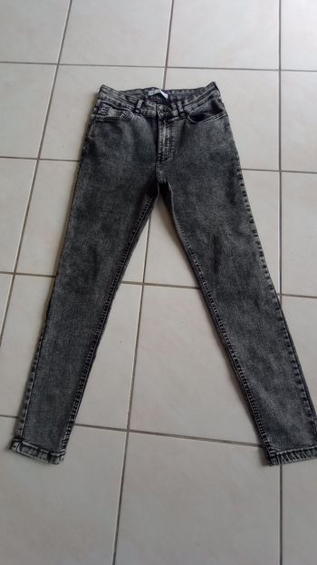 Pantalon jean Zara taille 38 