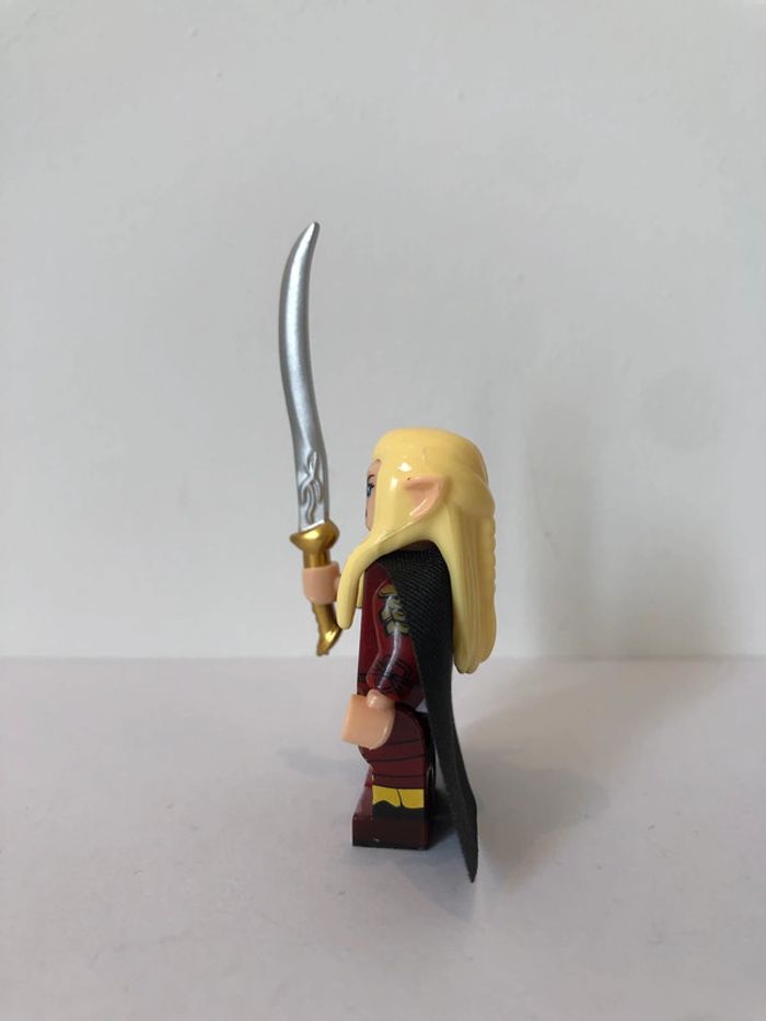 Figurine type lego Thranduil Roi elfe. le seigneur des anneaux/hobbit - photo numéro 2