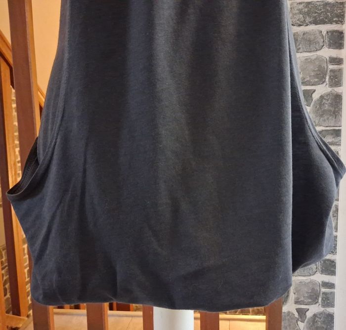 Long débardeur original gris - photo numéro 3
