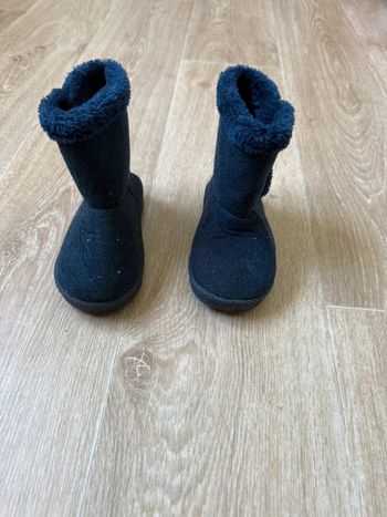👟 Bottine fourré bleu marine  taille 24