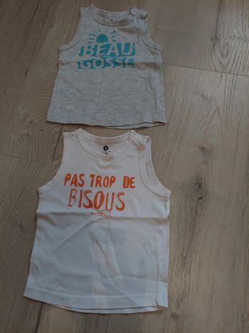 2 débardeurs 12 mois excellent état