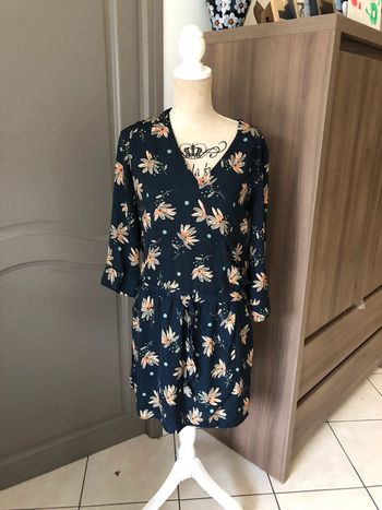 Robe été chic taille 42 marine beige impeccable