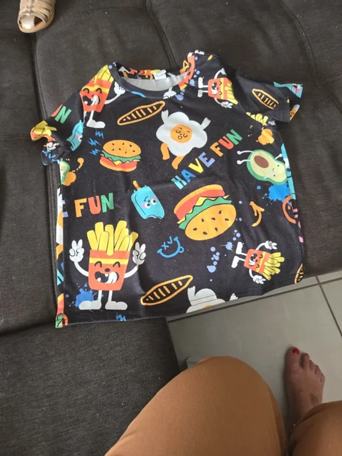 T-shirt shein taille 5 ans
