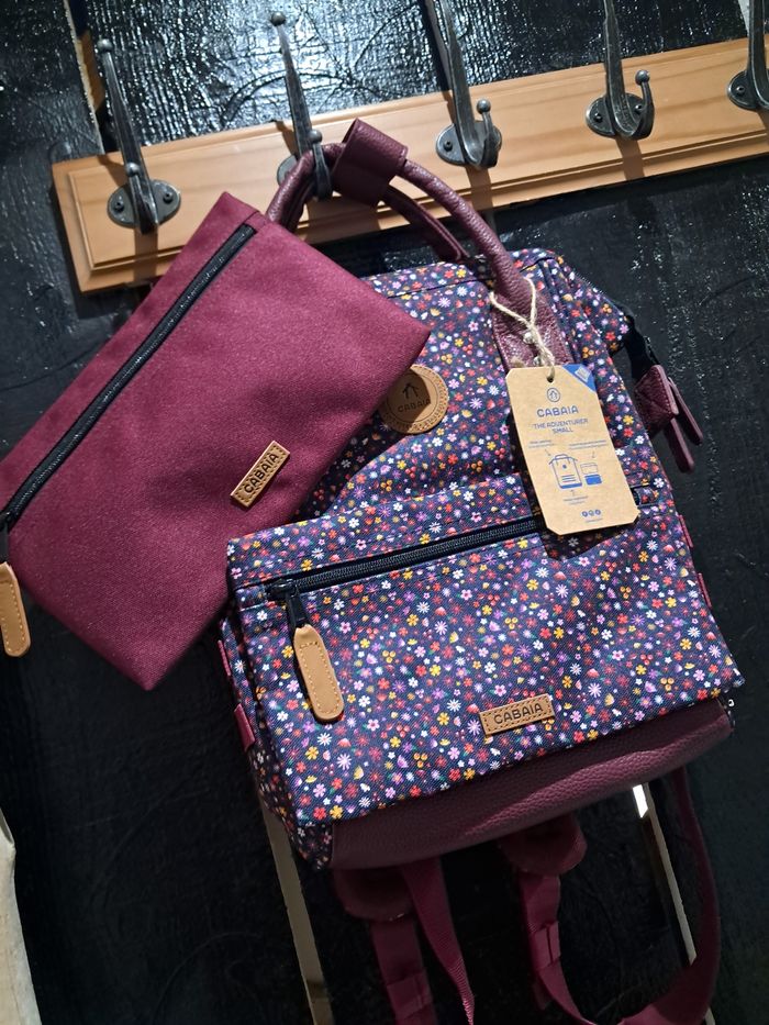 Sac à dos Cabaia taille S violet fleurs 🌸