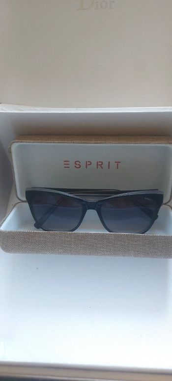 Lunette de soleil Esprit