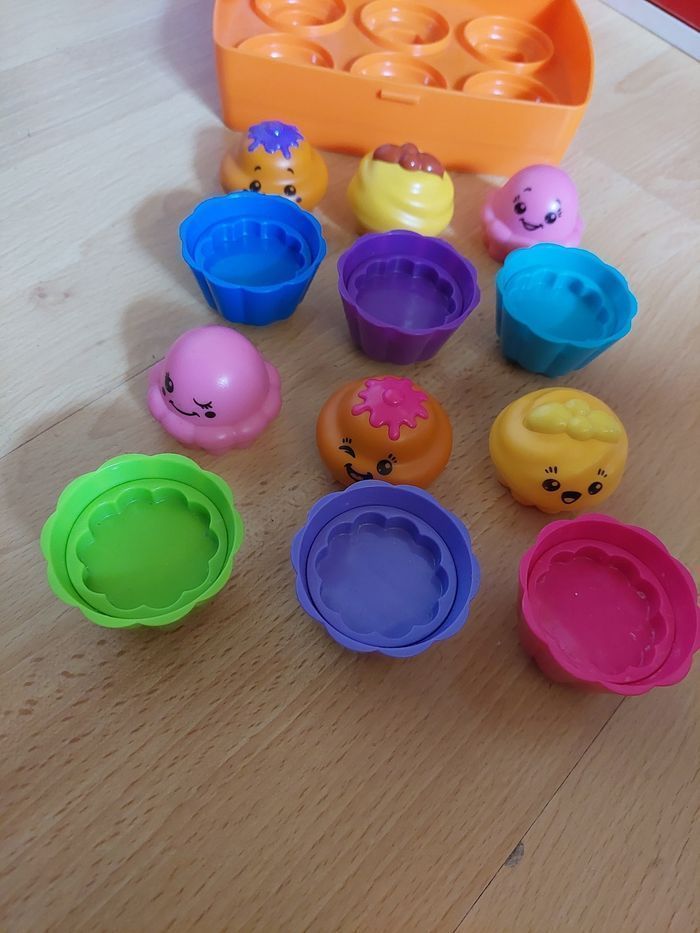 Mes cupcakes surprises jouet éducatif bébé Tomy TBE 🧁 - photo numéro 4