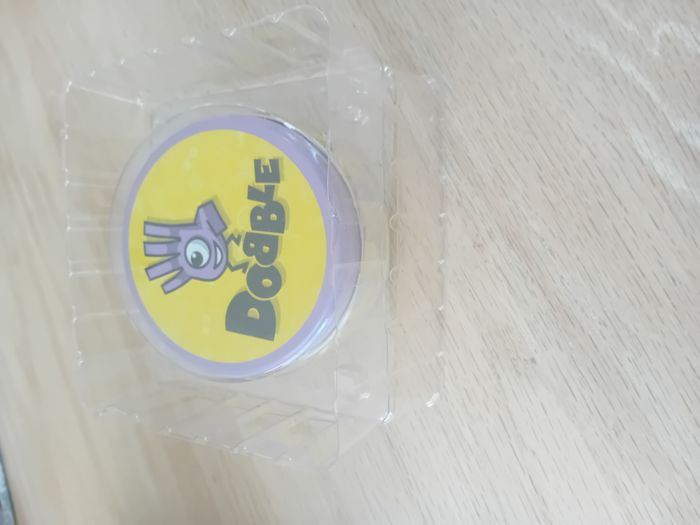 Dobble dès 6 ans - Comme neuf - photo numéro 3