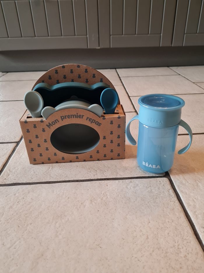 Set de repas silicone + tasse d'apprentissage neuf pour premiers repas bébé
