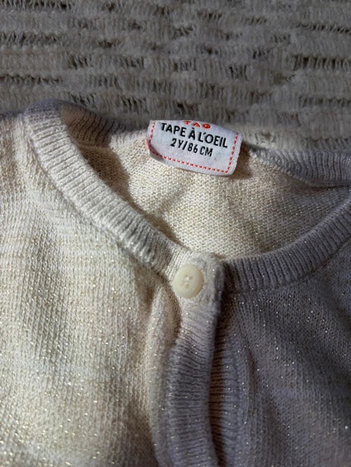 Cardigan fille beige à paillettes dorées 2 ans - photo numéro 4
