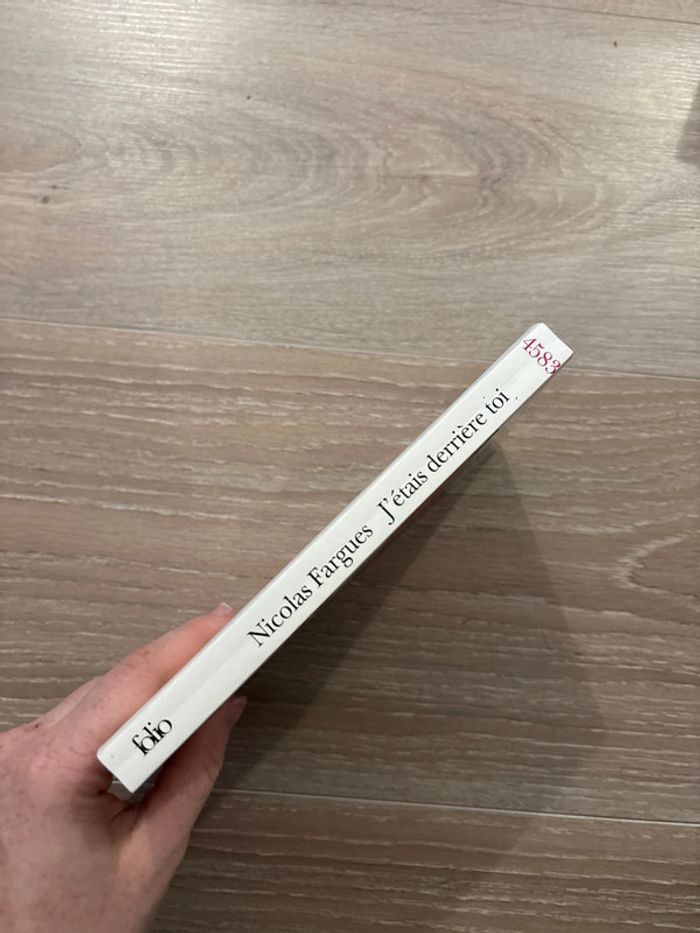 Livre j’étais derrière toi - photo numéro 3