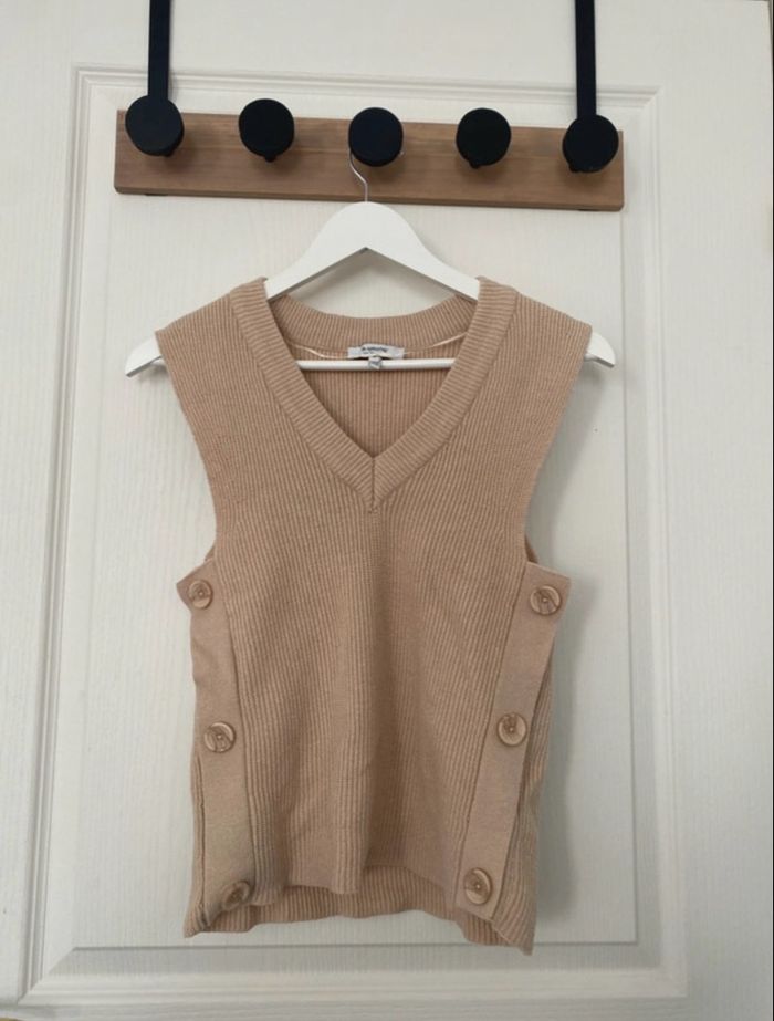 Pull Sans Manches  B.Young