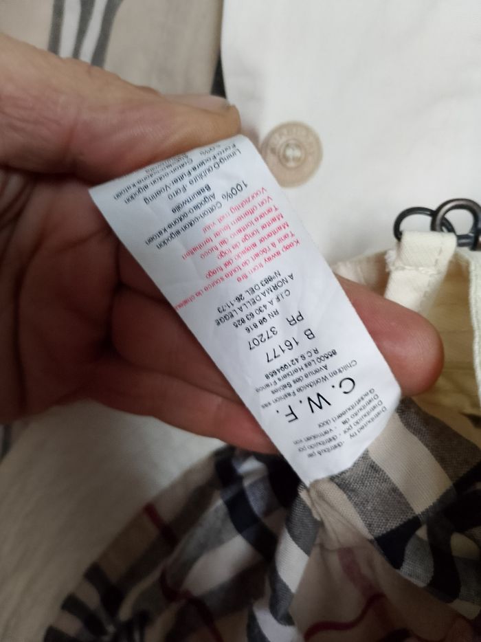 Superbe veste Burberry enfant - photo numéro 9