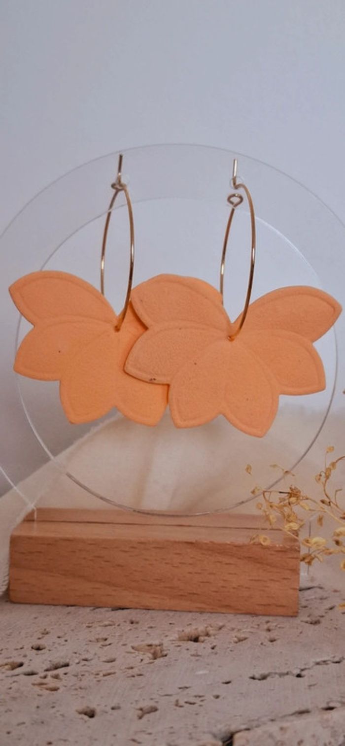 Lys Pêche – Boucles d’oreilles artisanales – Modèle unique - photo numéro 3