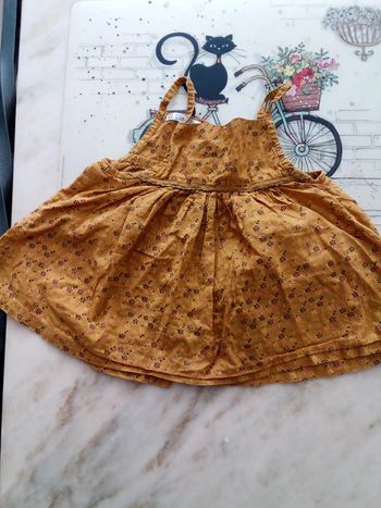 Robe moutarde à motif kitchoun