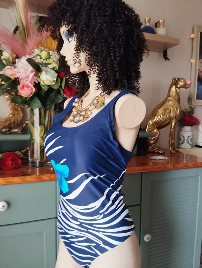 🥥 Maillot de Bain Style Classique Imprimé Graphique & Fleuri Tissaïa T48🥥 - photo numéro 6