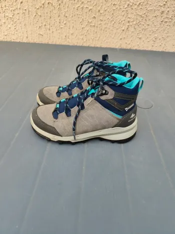 Chaussures de randonnée Quechua taille 34