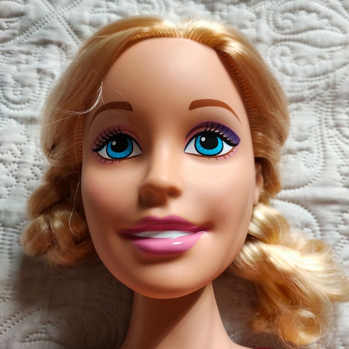 Tête à coiffer Barbie - photo numéro 8