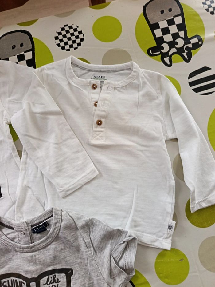 Lot vêtements 12 mois - photo numéro 3