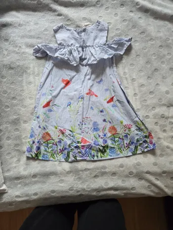 Robe h&m taille 6 ans