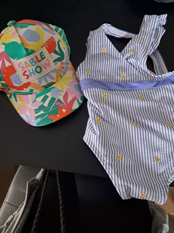 Joli maillot de bain Sergent major et casquette tao 💕 - photo numéro 2