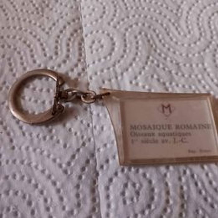 Ancien porte clé mosaïque romaine