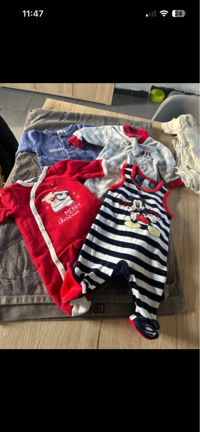 Vend lot de 34 vêtements divers - photo numéro 2
