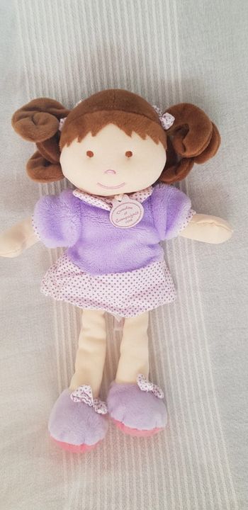 Poupée  violette  Doudou et compagnie
