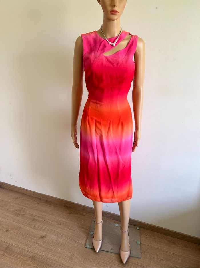 Robe mi longue multicolore neuve Naf Naf taille 34 - photo numéro 3