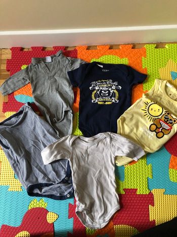 Lot de 5 bodies 3-6 mois